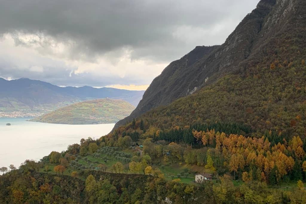 Cozy House On Iseo Lake Fonteno Екстер'єр фото